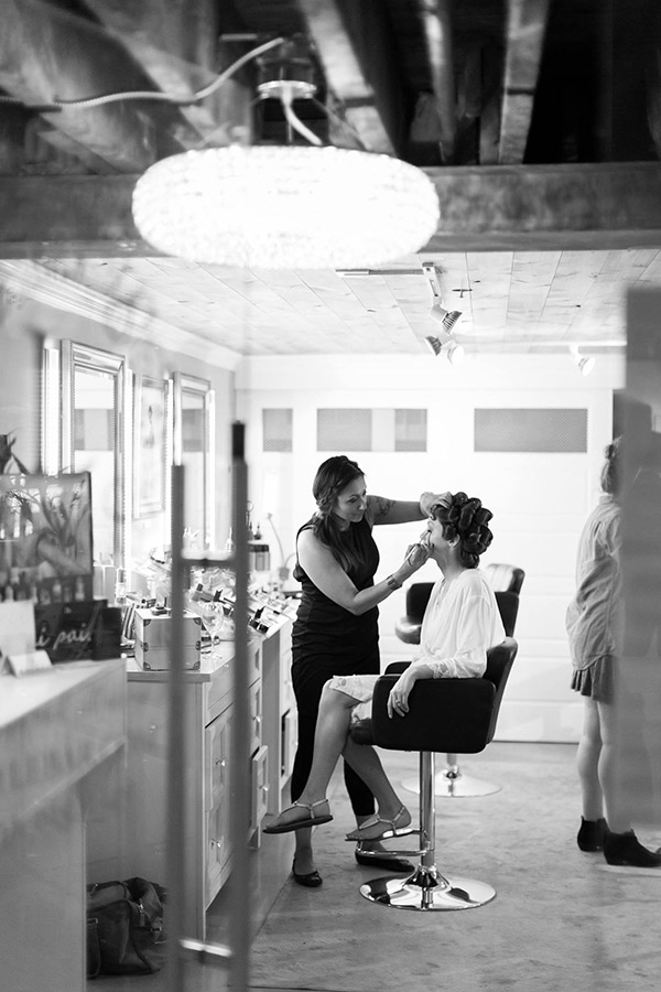 Mobile makeup artist from Beauty on Location Studio styling a Colorado bride